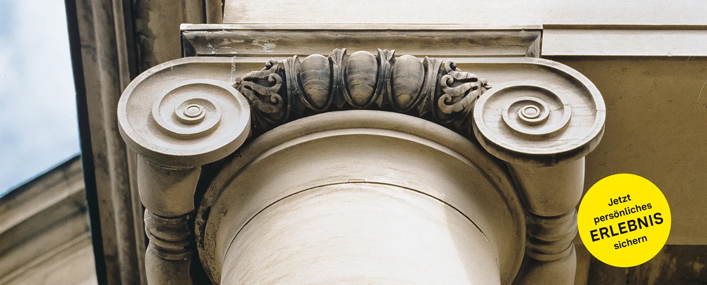 Grabkapelle auf dem Württemberg, Detail einer Säule