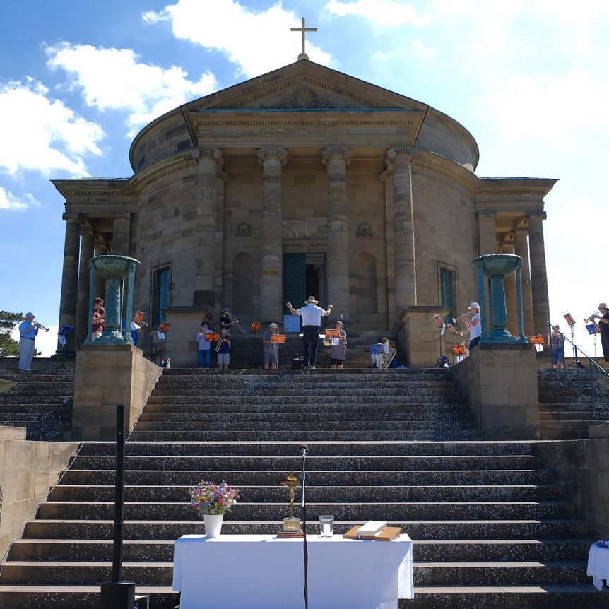Grabkapelle auf dem Württemberg, Event, Gottesdienst im Grünen 