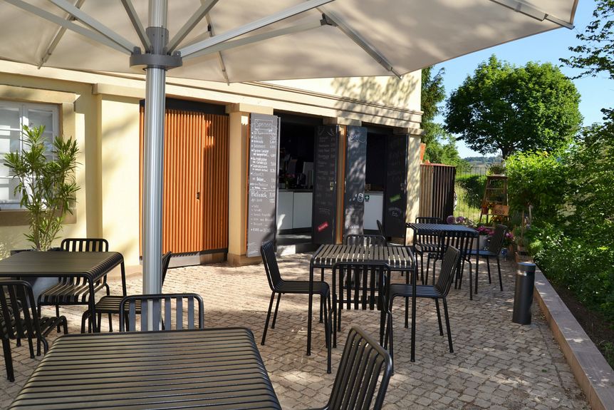 Grabkapelle auf dem Württemberg, 1819 Bistro am Wirtemberg