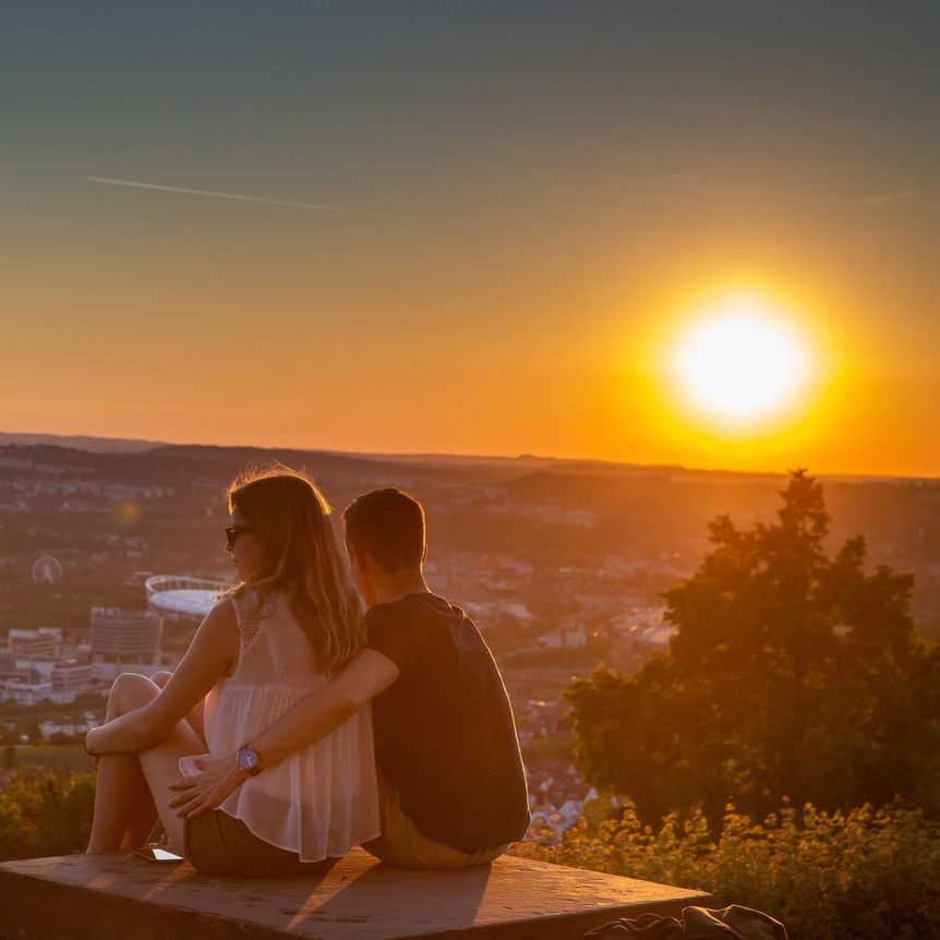 Grabkapelle auf dem Württemberg, Sonnenuntergang
